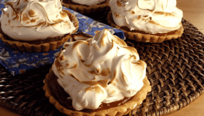 Torta de Cupuaçu com Merengue 