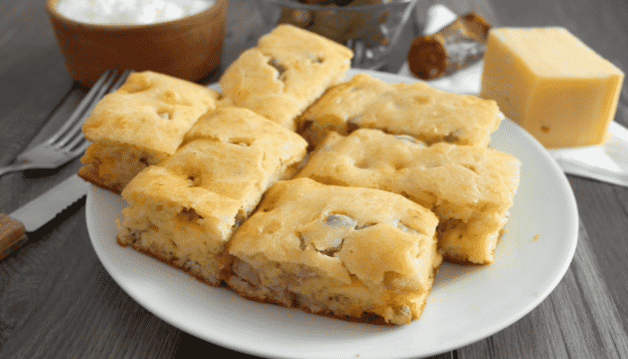 Torta de Salsicha com Queijo