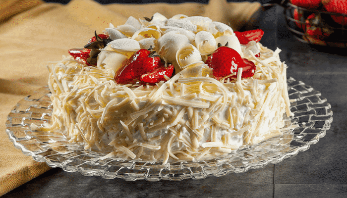 Bolo de Brigadeiro Branco 