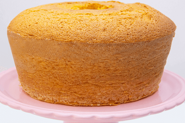 Bolo de Cenoura Simples em 5 Passos!